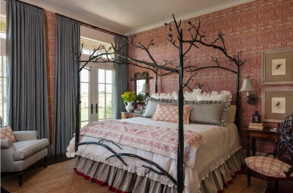 Wrought-iron Bed As A Stylish And Functional Interior Element