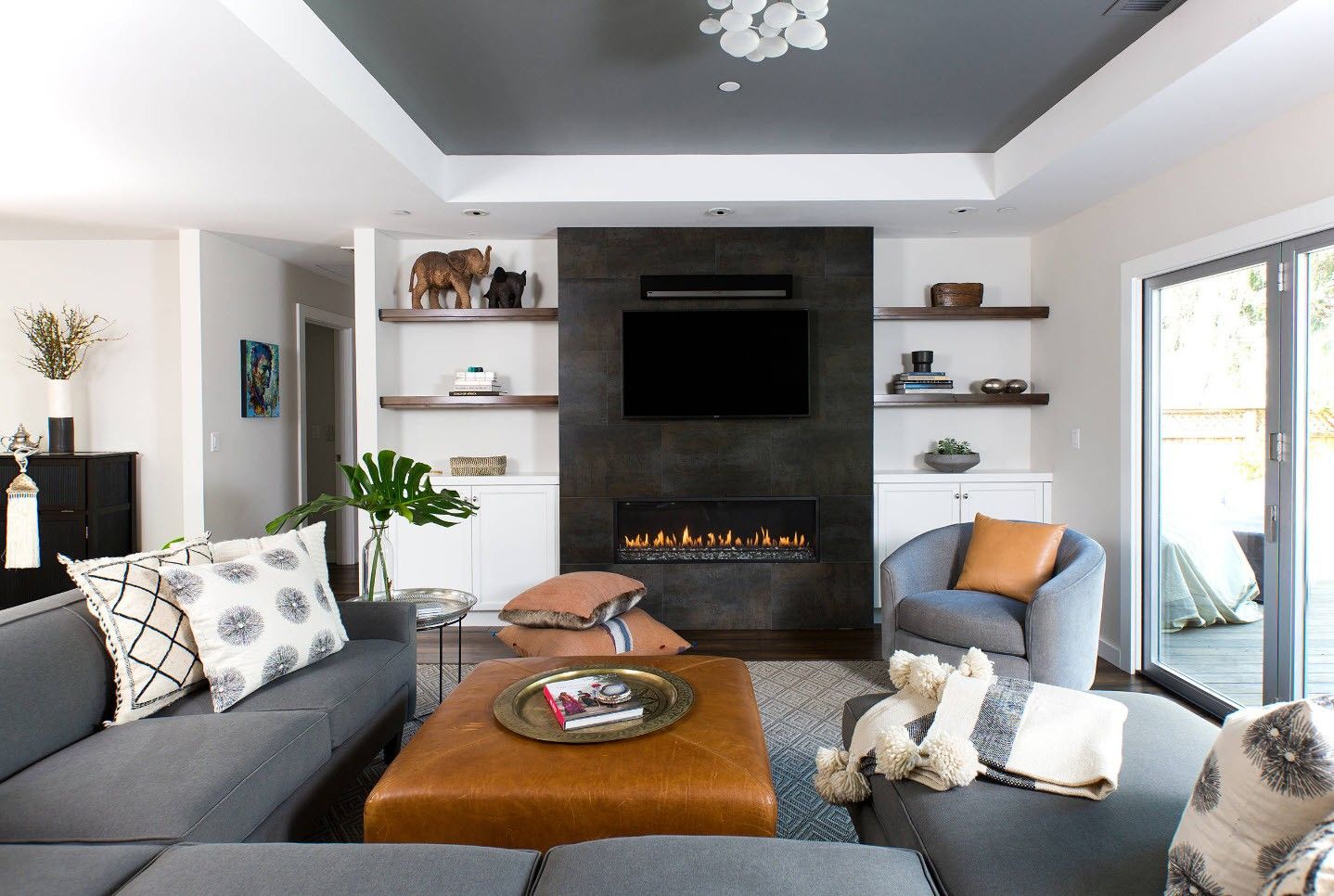 150 square feet living room design