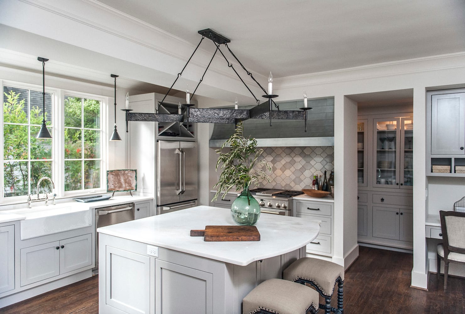 colonial style kitchen lighting